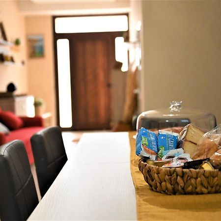 "Il Vecchio Salone" Appartamento In Pieno Centro Con Garage Privato Lecce Buitenkant foto