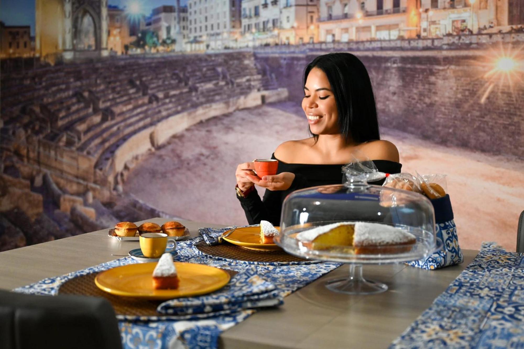 "Il Vecchio Salone" Appartamento In Pieno Centro Con Garage Privato Lecce Buitenkant foto