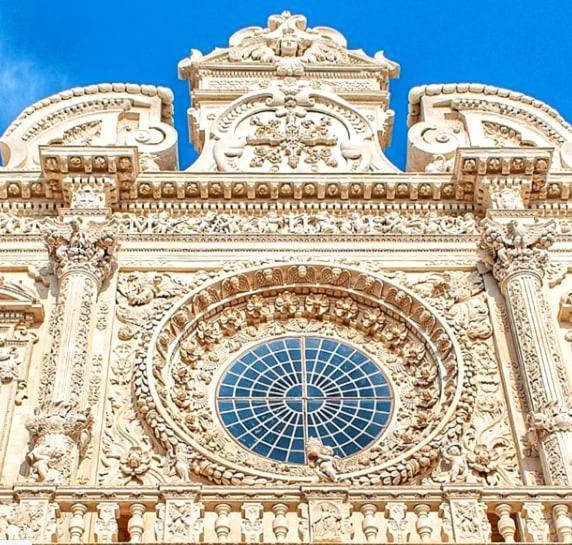 "Il Vecchio Salone" Appartamento In Pieno Centro Con Garage Privato Lecce Buitenkant foto