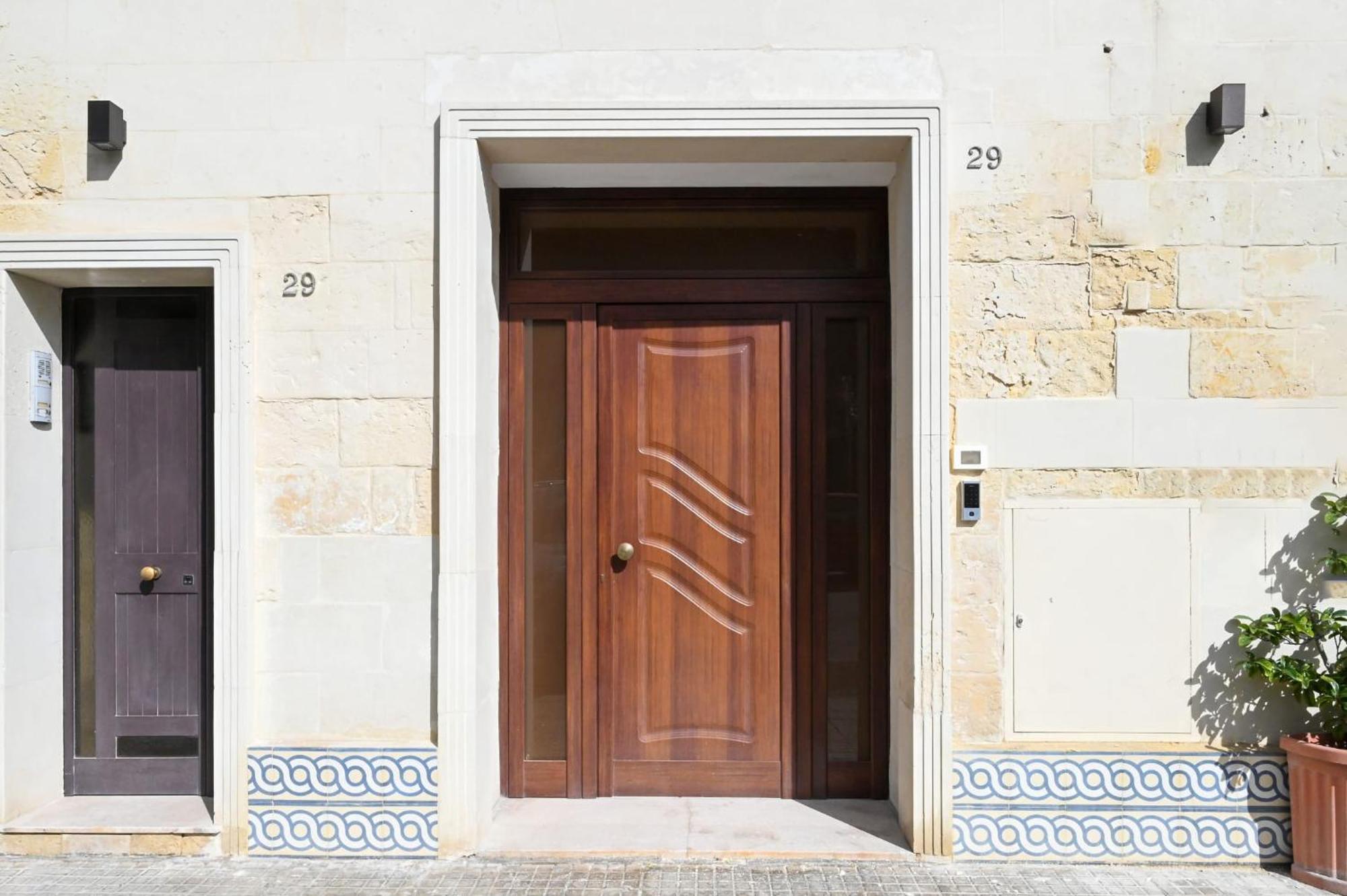 "Il Vecchio Salone" Appartamento In Pieno Centro Con Garage Privato Lecce Buitenkant foto